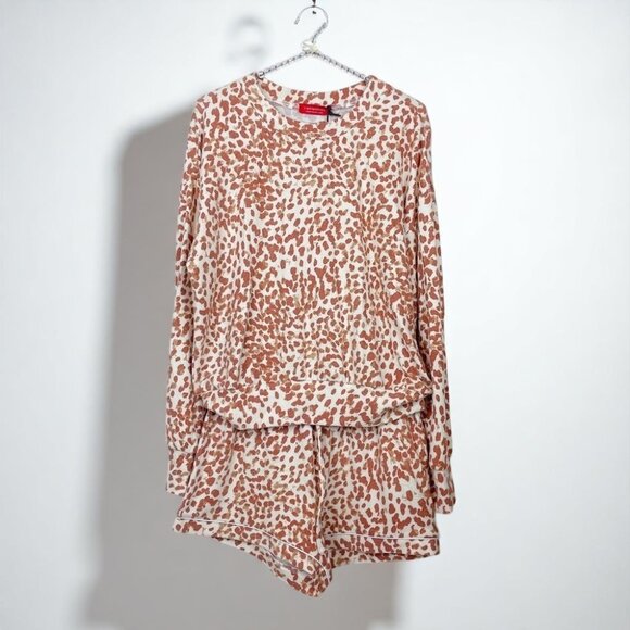 n:Philanthropy GG Soledad Sweatshirt & Shorts Set Camel Animal Smudge - Picture 2 of 11